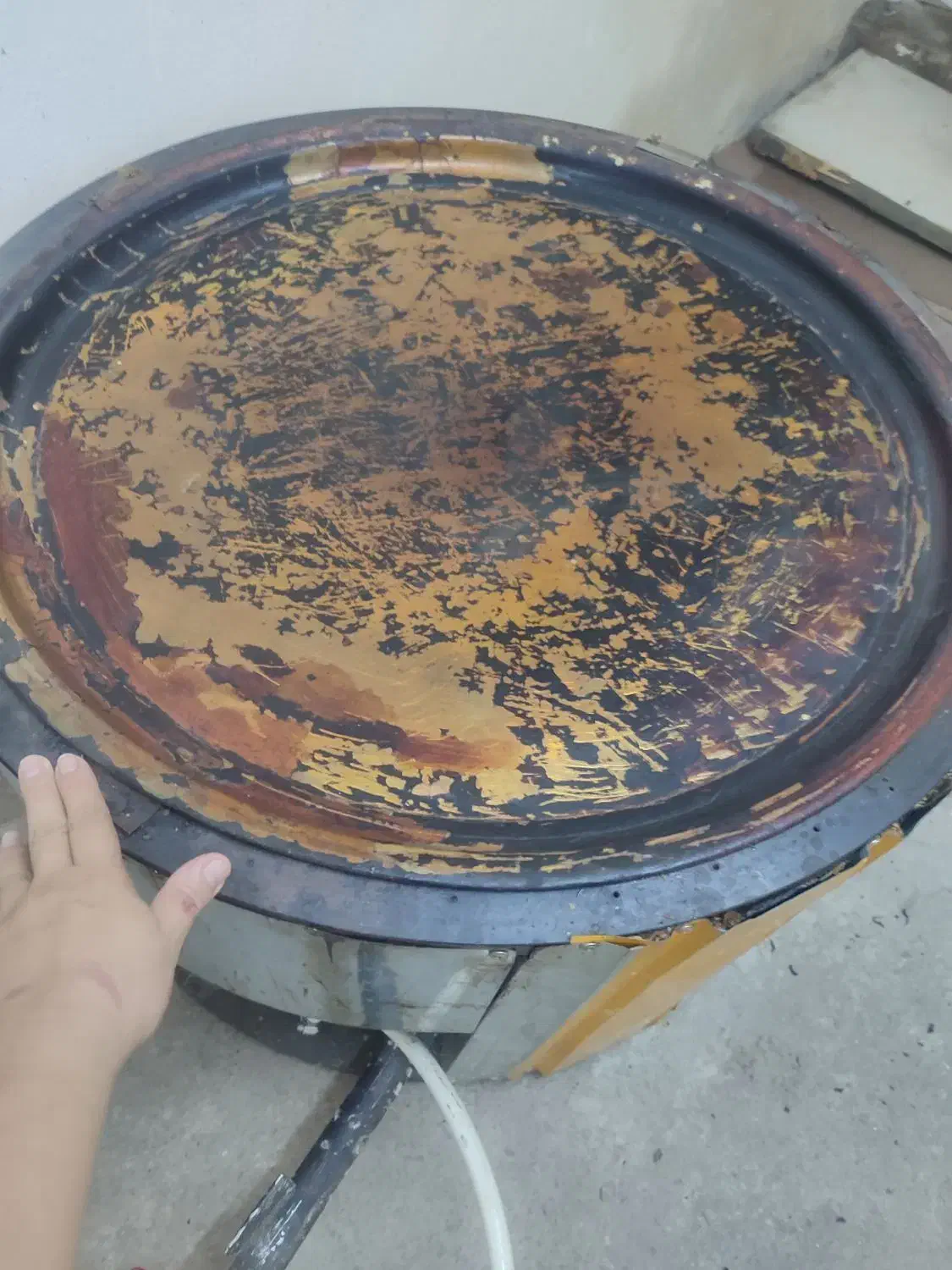 تنور و سینی خشکار|اجاق گاز و لوازم برقی پخت‌وپز|رشت, پیرکلاچای|دیوار