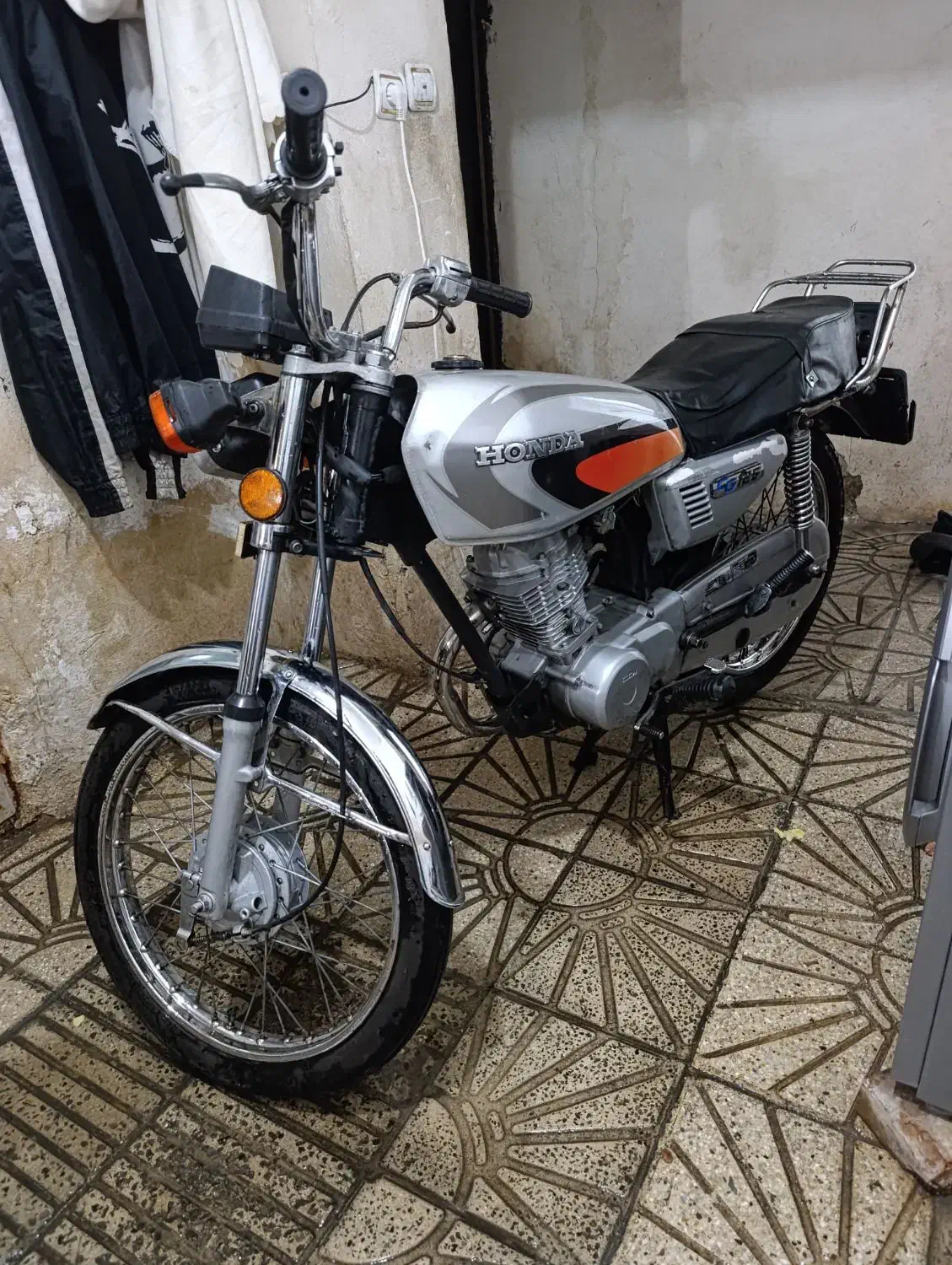 هندا 125مزایده مدل 90 پلاک دار در حد|موتورسیکلت|تهران, کن|دیوار