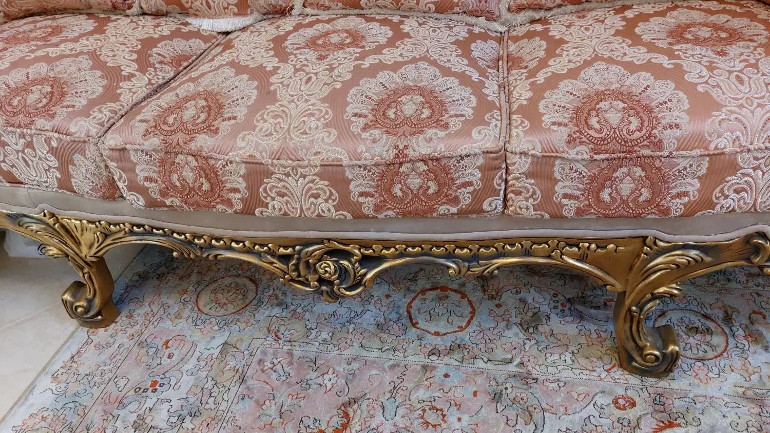 مبل سلطنتی بسیار نو وشیک با بهترین چوب|مبلمان خانگی و میز عسلی|کیش, |دیوار