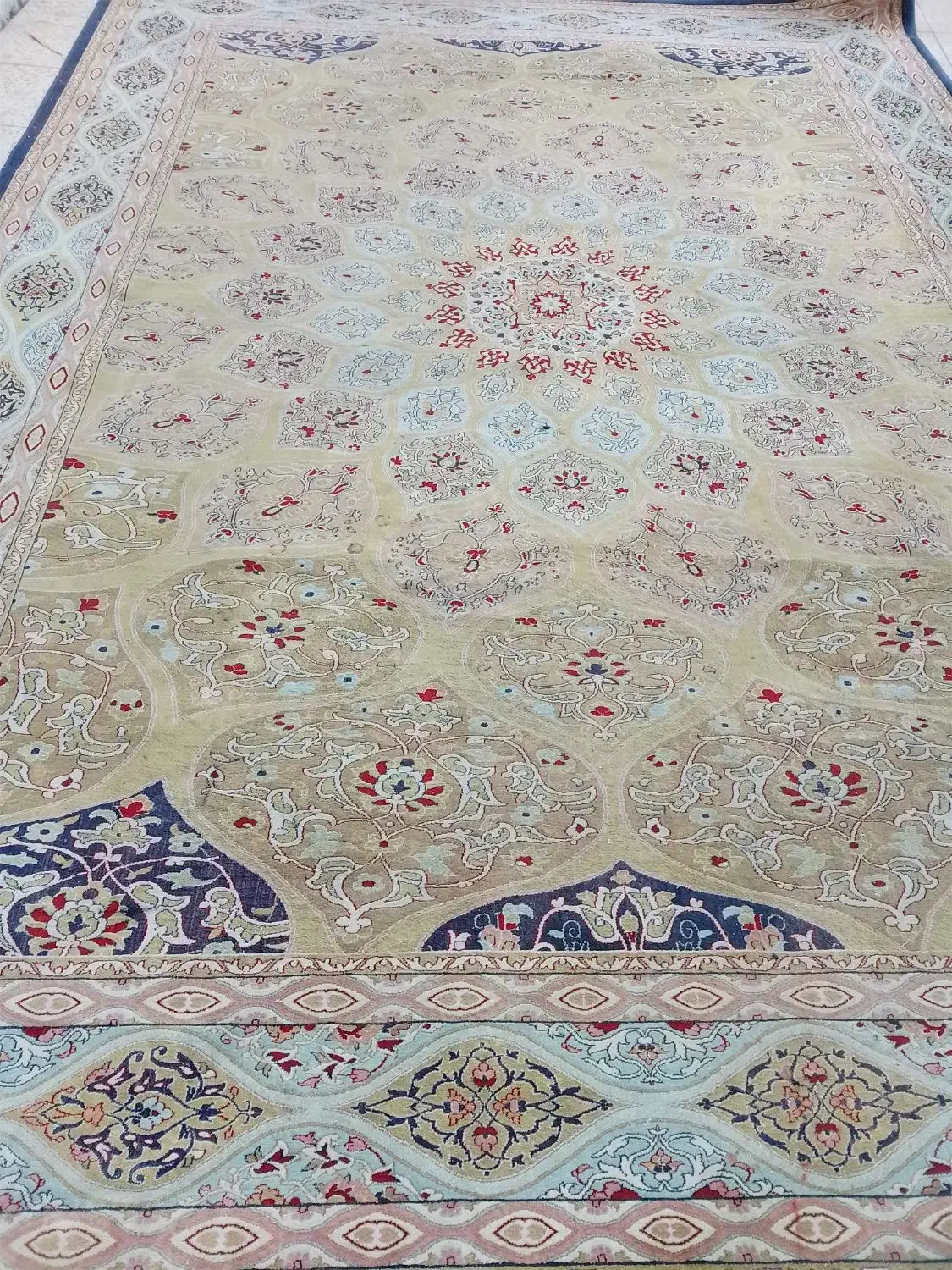 فرش 12متری|فرش|رباط‌کریم, نصیرشهر|دیوار