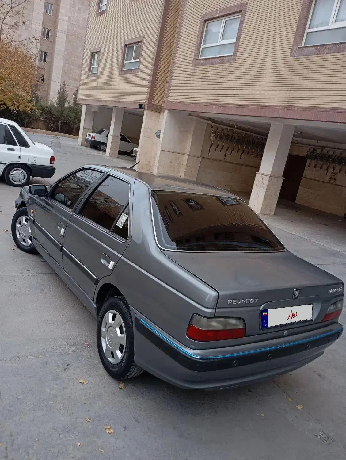 پژو پارس سال مدل ۱۳۹۲|خودرو سواری و وانت|قم, پردیسان|دیوار