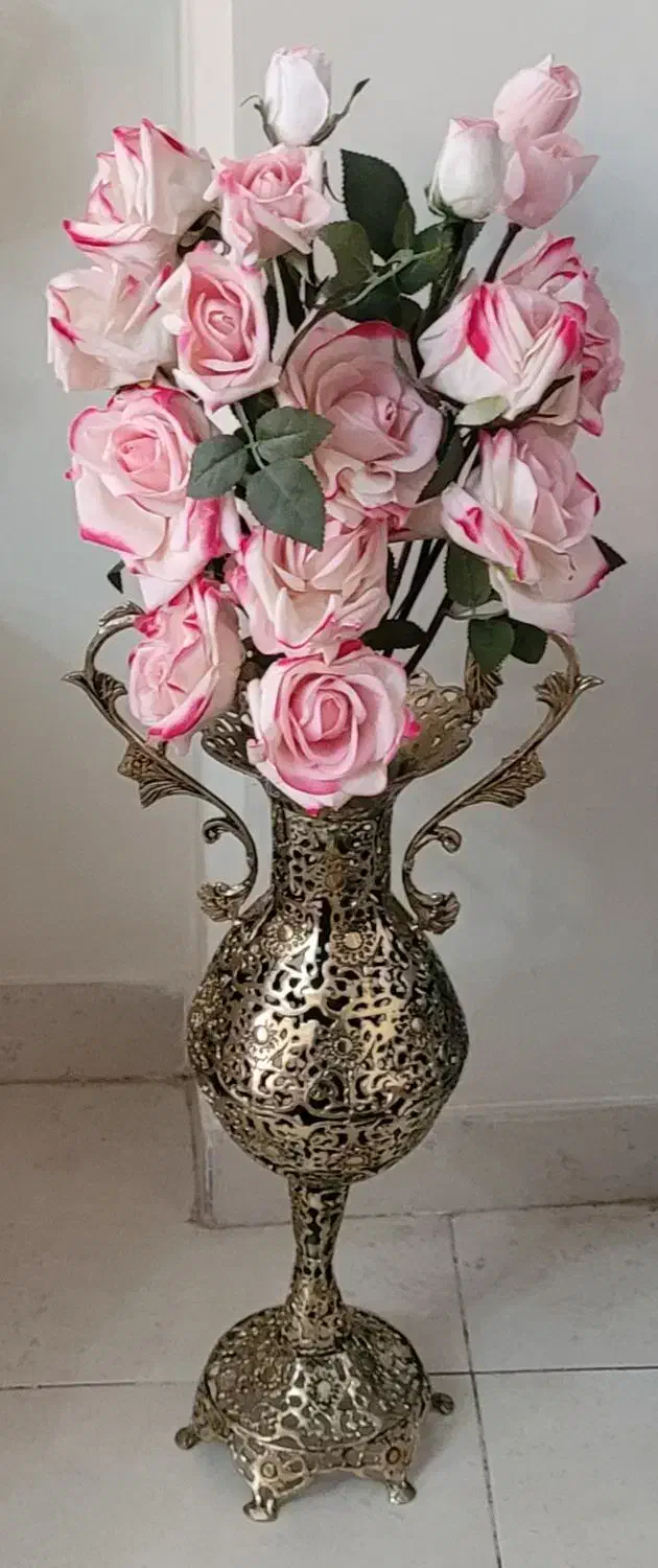 گل روز|گل مصنوعی|زنجان, |دیوار