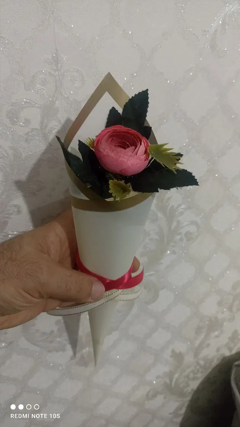 شاخه گل|گل مصنوعی|بروجرد, |دیوار