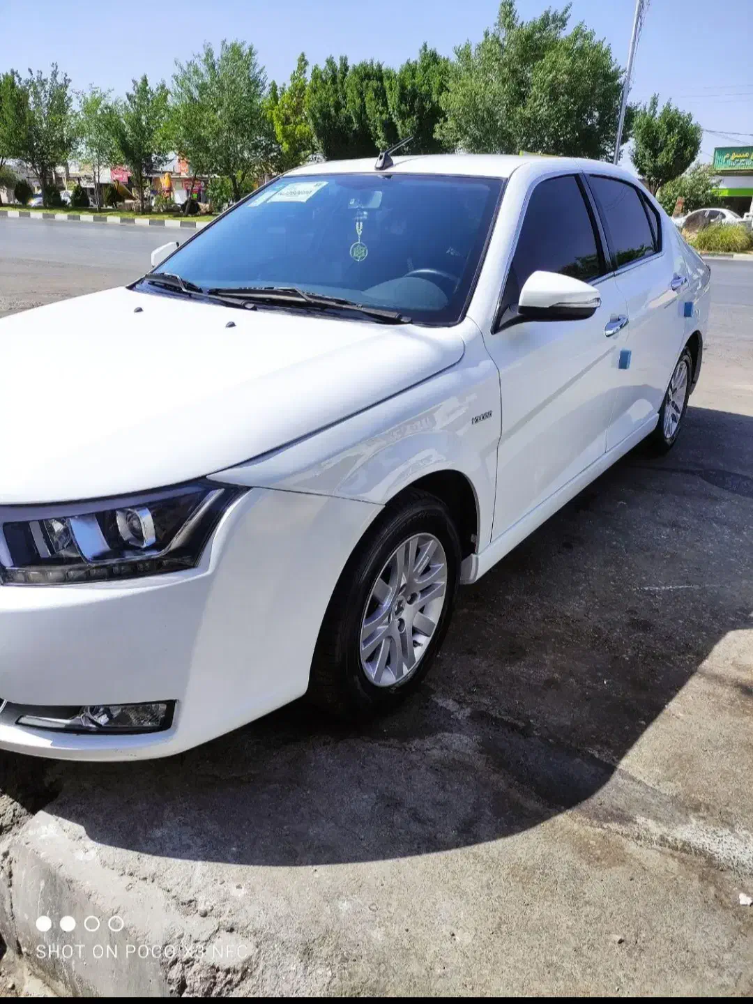 دنا پلاس ۱۴۰۰ درحد صفر|خودرو سواری و وانت|بروجرد, |دیوار