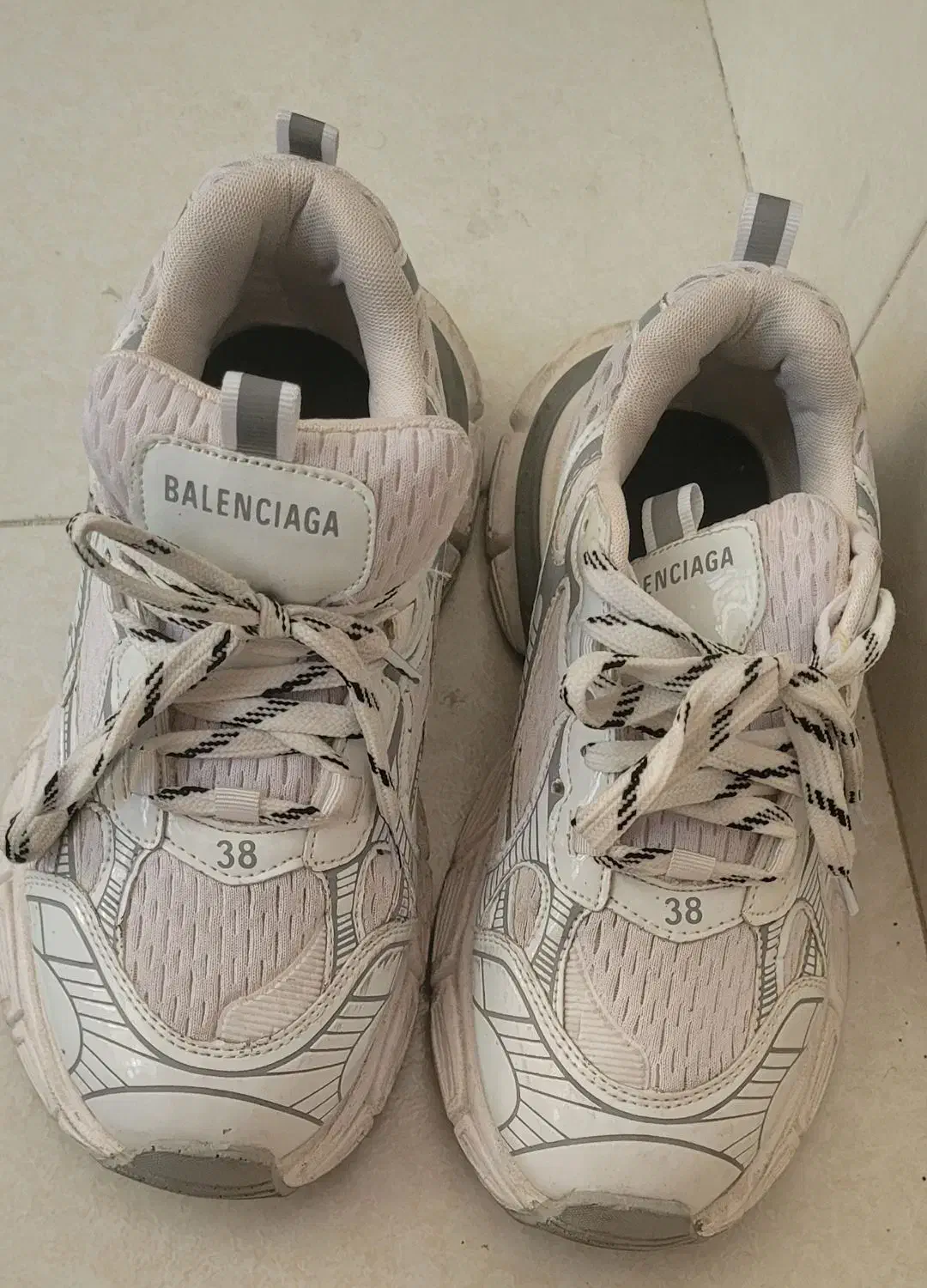 کتونی نو خارجی سایز ۳۸|کیف، کفش، کمربند|آبیک, |دیوار