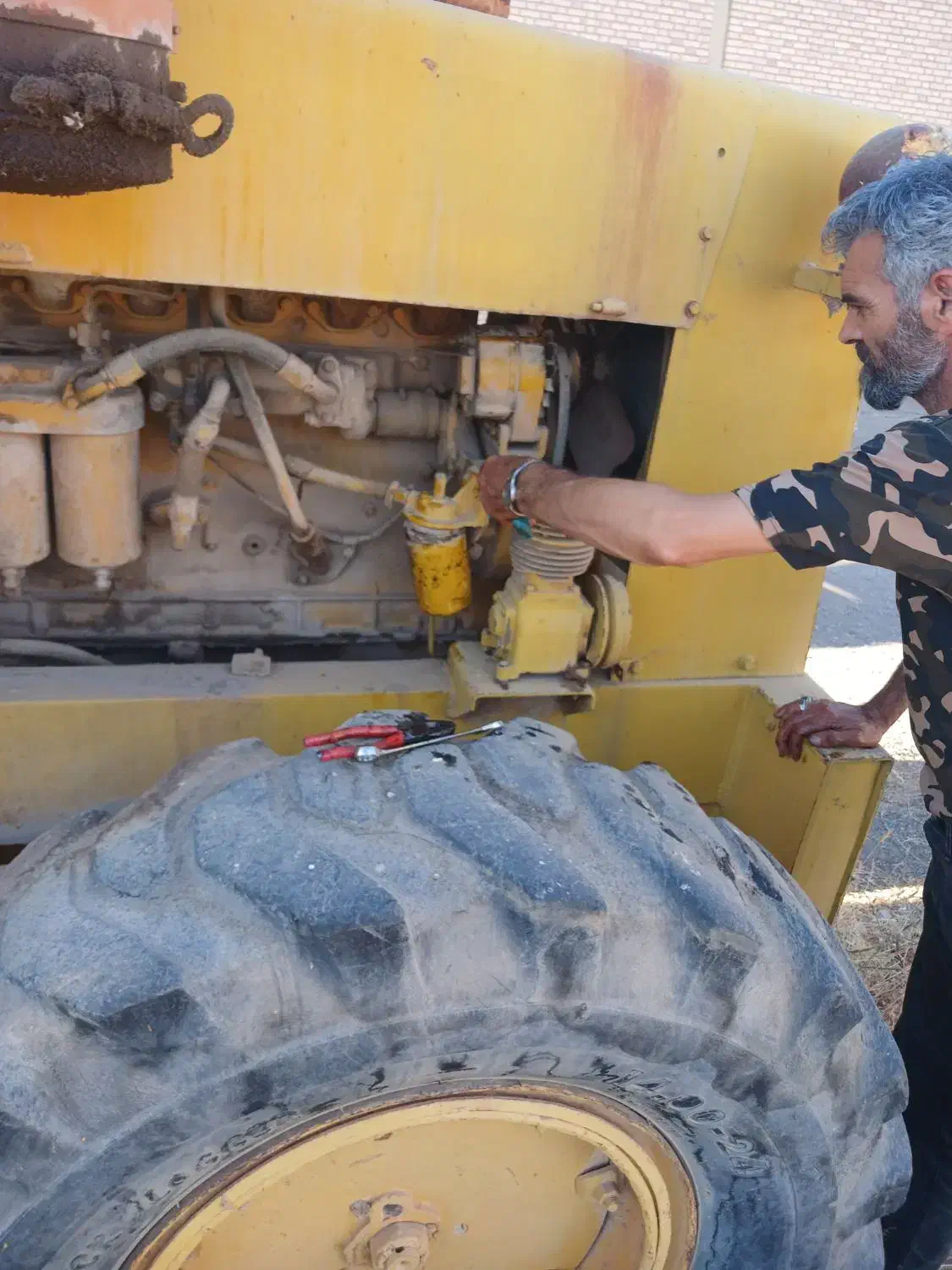 گریدر فیات ۱۰۰|خودرو سنگین|تهران, هلال احمر|دیوار