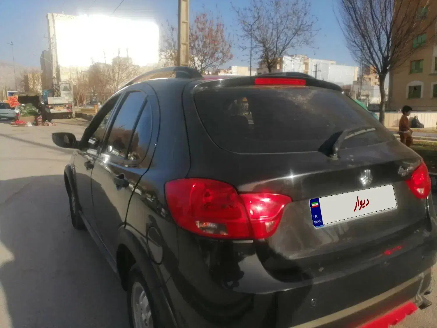 کوییک آر مشکی قرمز|خودرو سواری و وانت|ایلام, |دیوار