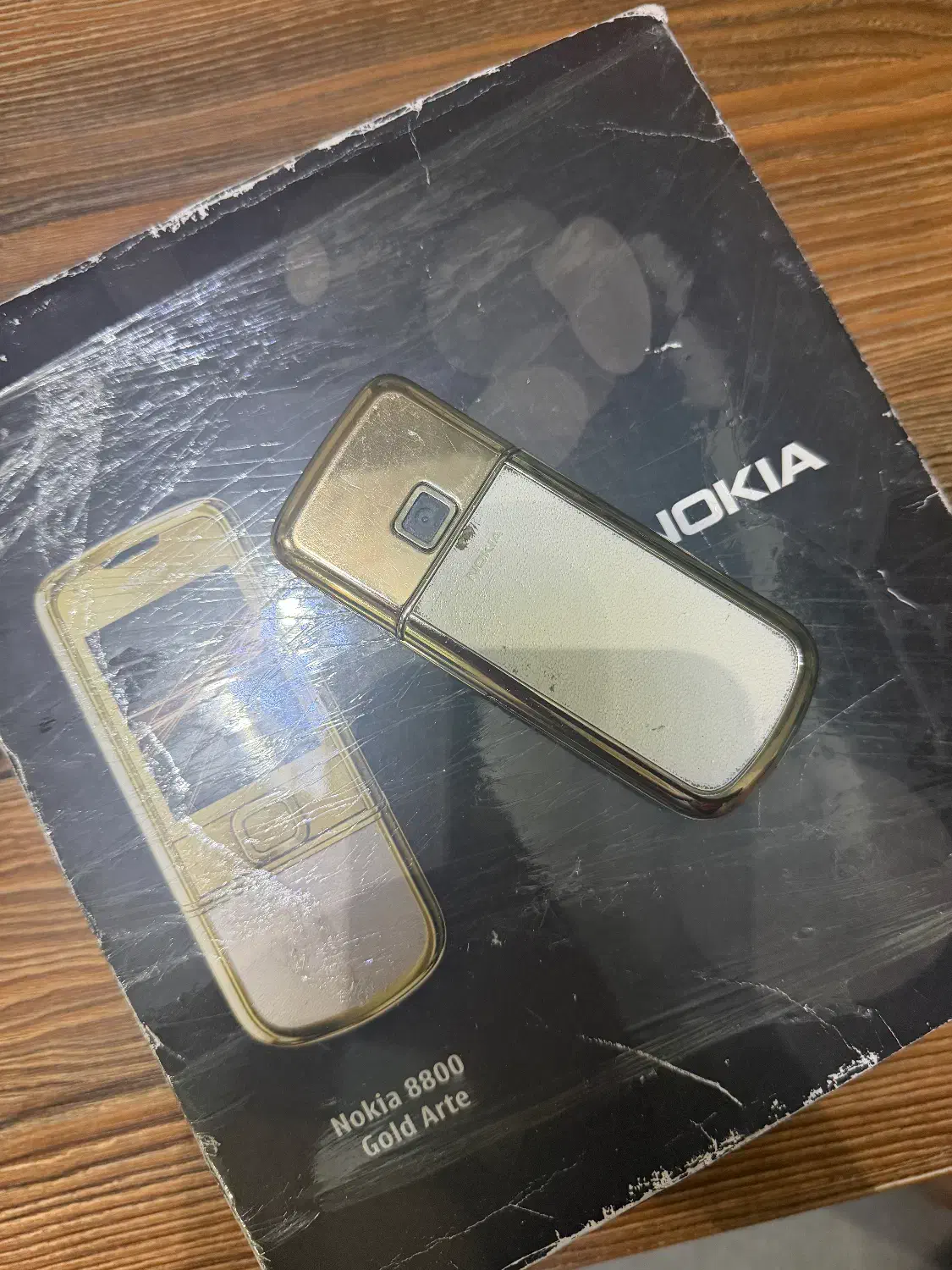 نوکیا ۸۸۰۰ ارت گلد|موبایل|شیراز, گلدشت معالیآباد|دیوار