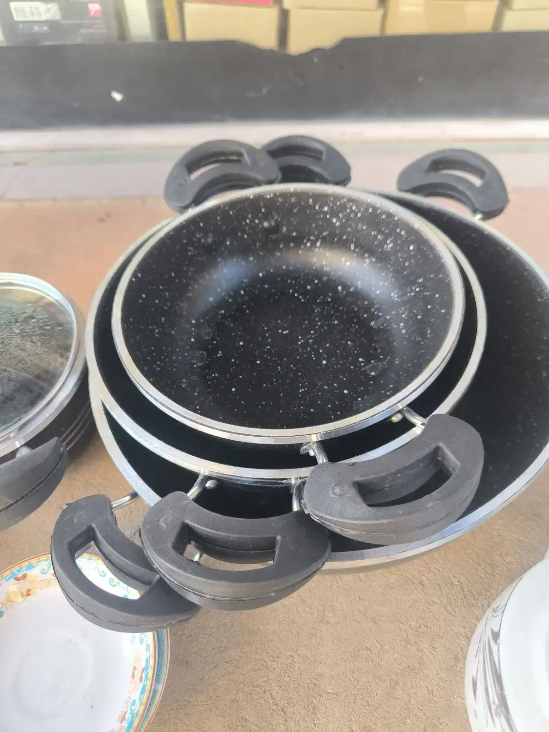 تابه ۳تایی وسرویس دانشجویی۷پارچه|ظروف پخت‌وپز|تربت‌حیدریه, طالقانی|دیوار