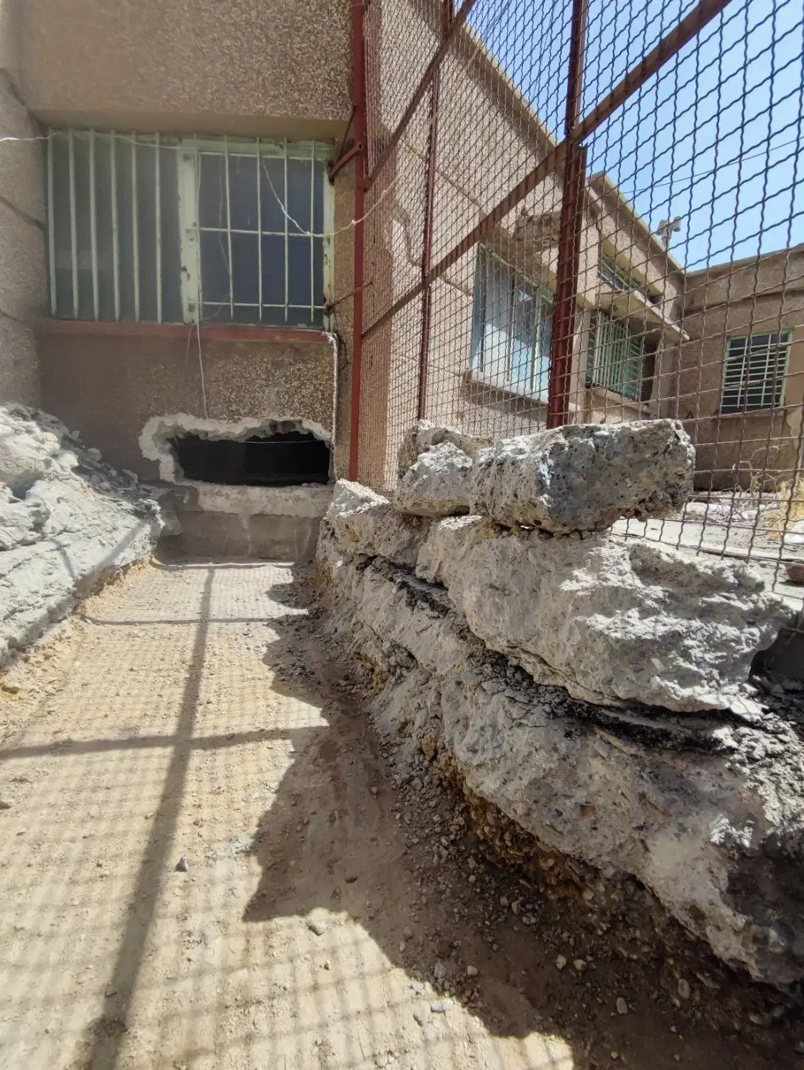 تخریب،کنده کاری،هرنوع خوردکاری ساختمان|خدمات پیشه و مهارت|دورود, |دیوار