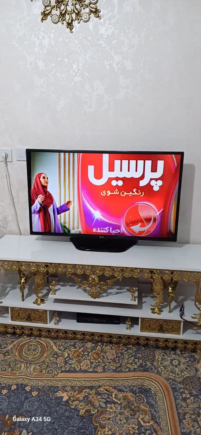 تلویزیون ۴۲اینچ ال جی|تلویزیون و پروژکتور|کرج, عظیمیه|دیوار