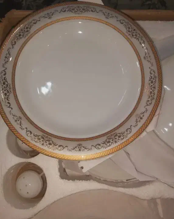 چینی توس|ظروف سرو و پذیرایی|اصفهان, میرعماد|دیوار