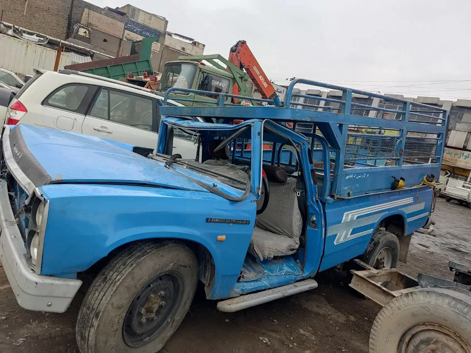 نیسان دوگانه کارخانه تناژ پایین|خودرو سواری و وانت|مشهد, هنرور|دیوار