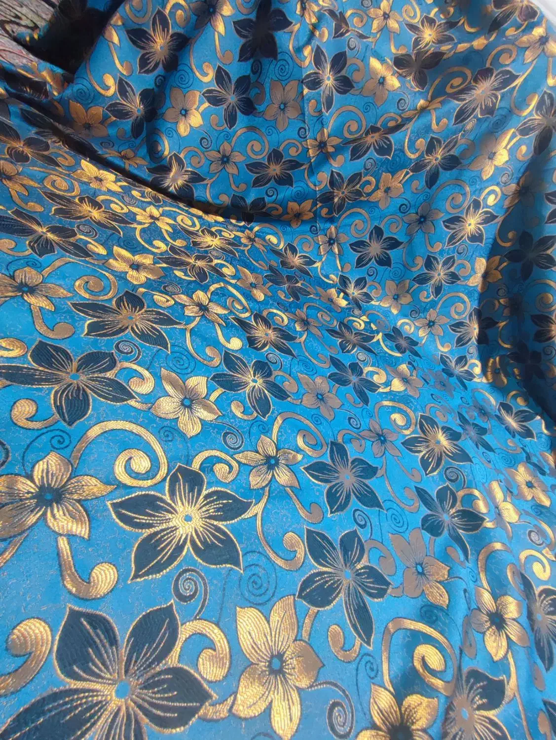 پرده|پرده، رانر، رومیزی|سی‌سخت, |دیوار