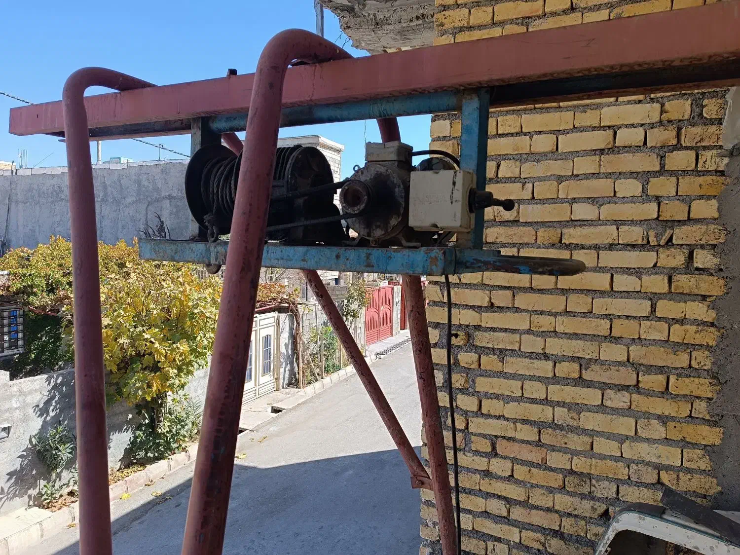 بالابرساختمانی 300کیلویی|ماشین‌آلات صنعتی|یاسوج, |دیوار