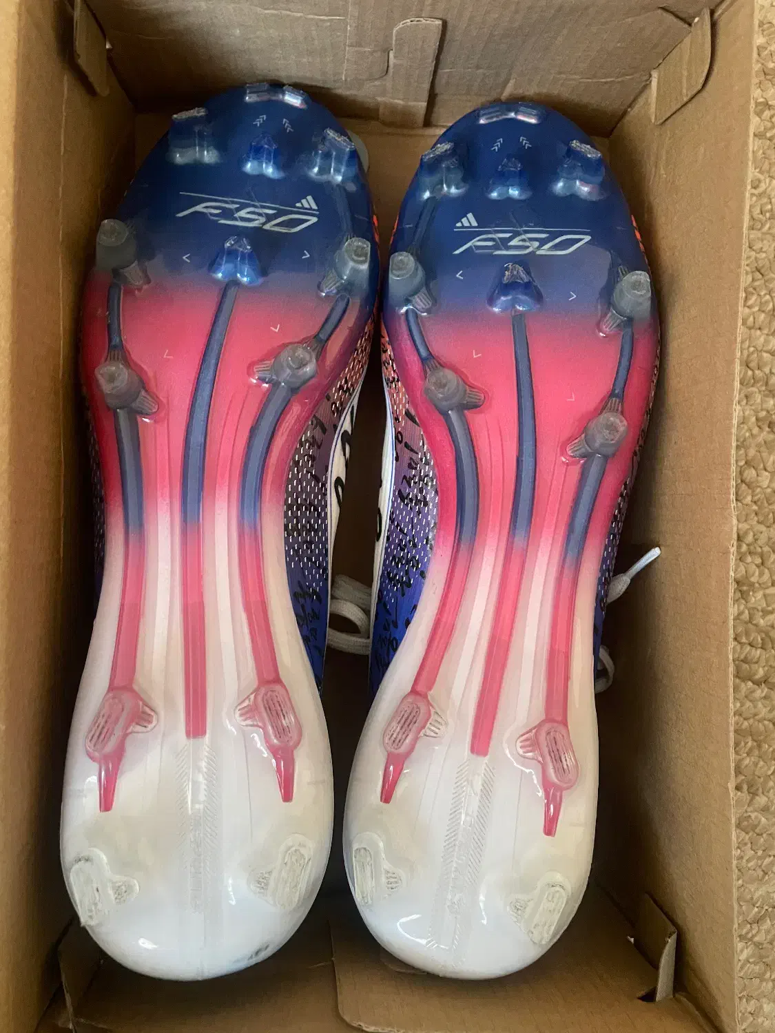 کفش استوک ادیداس f50 فوتبال سایز ۴۴|کیف، کفش، کمربند|مشهد, عبادی|دیوار