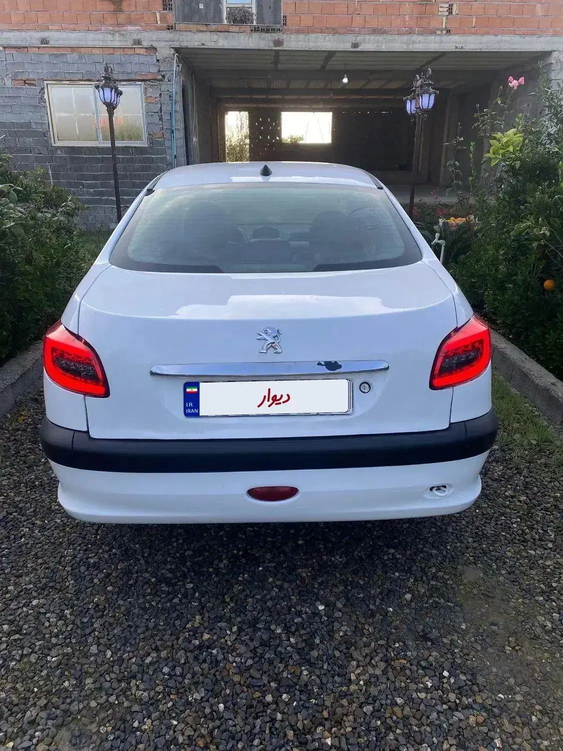 206sdv8|خودرو سواری و وانت|زرگرشهر, |دیوار