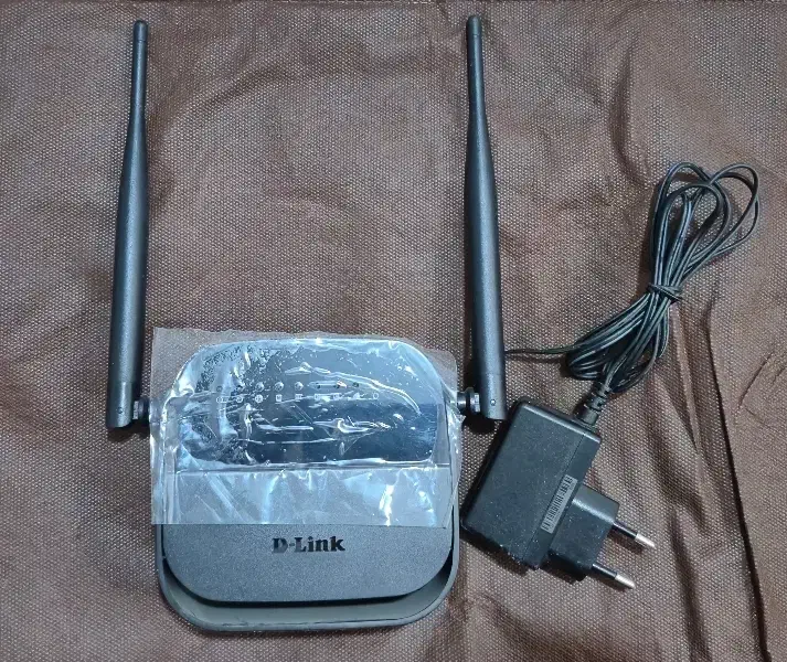 مودم وایرلس دو آنتن بی‌ سیم دی لینک DSL-124 D-Link|مودم و تجهیزات شبکه|سقز, |دیوار