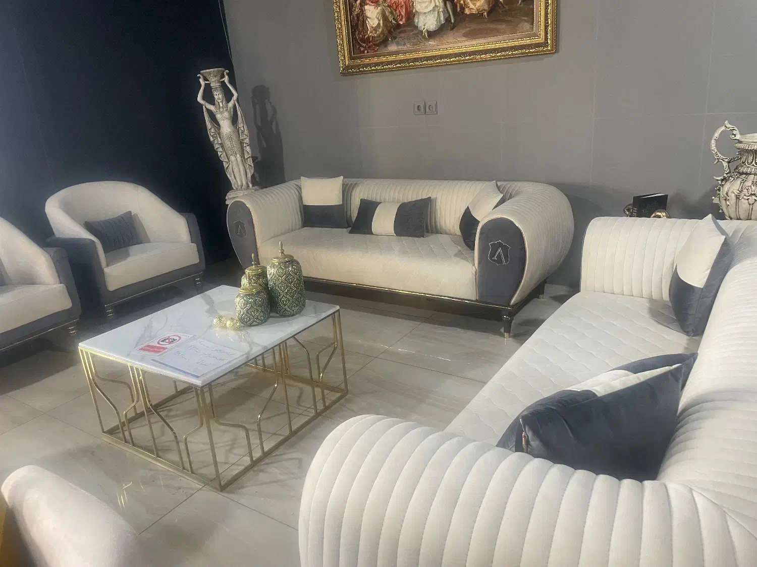 مبل‌نو‌ استفاده‌نشده مناسب جهیزیه،ادارات ، مطبها|مبلمان خانگی و میز عسلی|لنجان, |دیوار