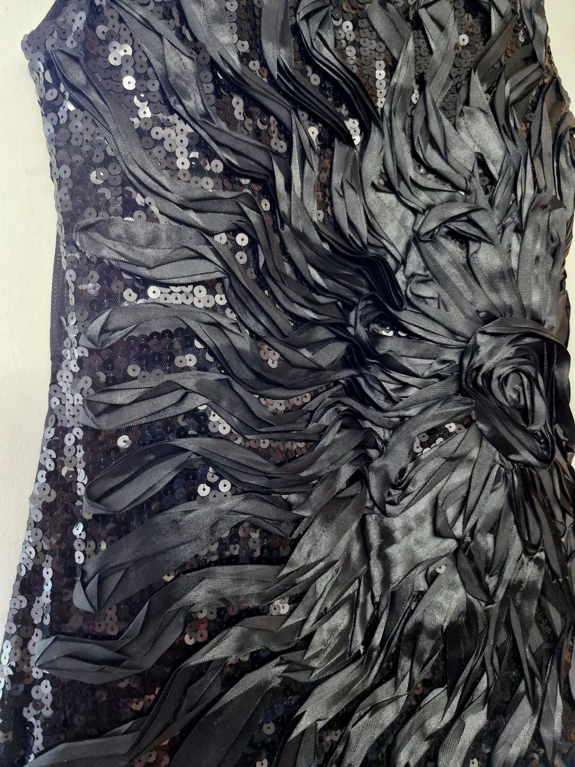 پیراهن مجلسی|لباس|آمل, |دیوار