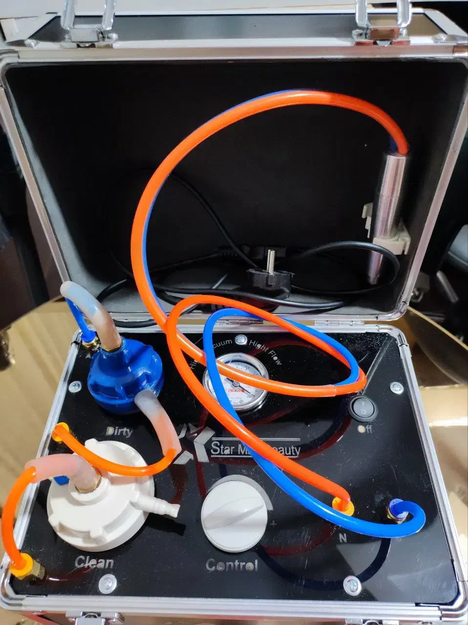 دستگاه میکرودرم آبریژن(باهدیه ویژه)|آرایشی، بهداشتی، درمانی|گراش, |دیوار