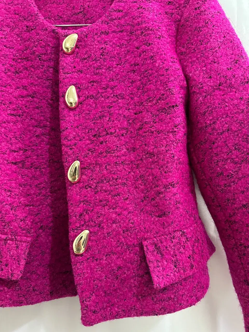 کت و دامن|لباس|آمل, |دیوار