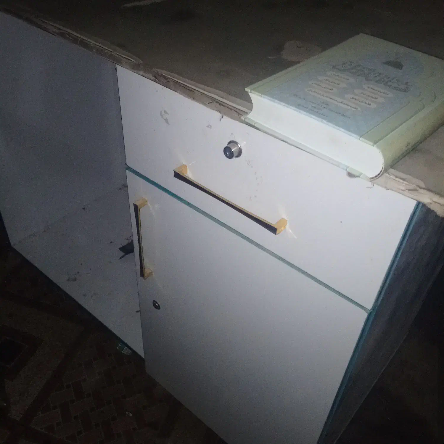 میز اتو|اتو و لوازم اتو|سراوان, |دیوار