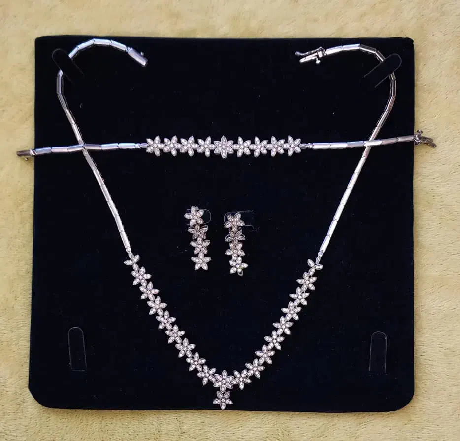 دو عدد سرویس نقره|جواهرات|کرج, دهقان ویلا|دیوار