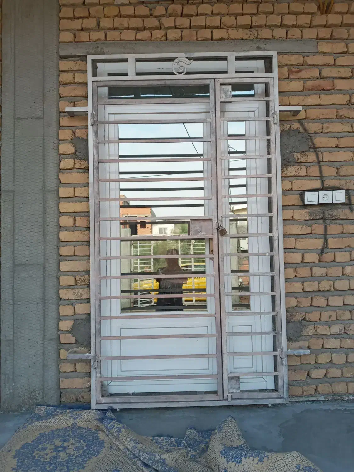 دروازه حفاظ در پنجره|مصالح و تجهیزات ساختمان|آق قلا, |دیوار