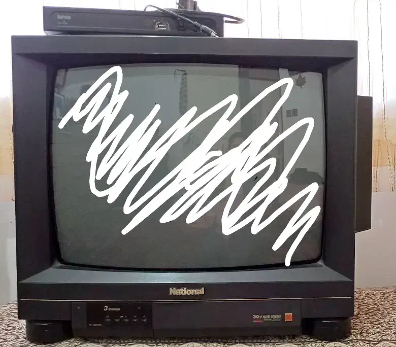 تلویزیون ناسیونال اصل|تلویزیون و پروژکتور|رشت, فلسطین|دیوار