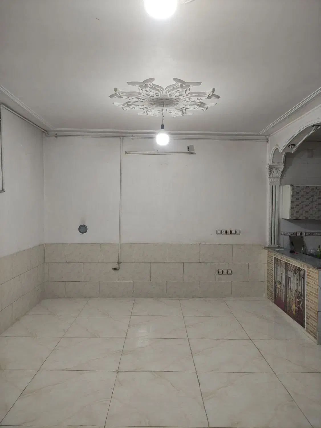 فروش منزل مسکونی دو خواب ۱۳۰ متر|فروش خانه و ویلا|شیراز, شهرک ترکان|دیوار