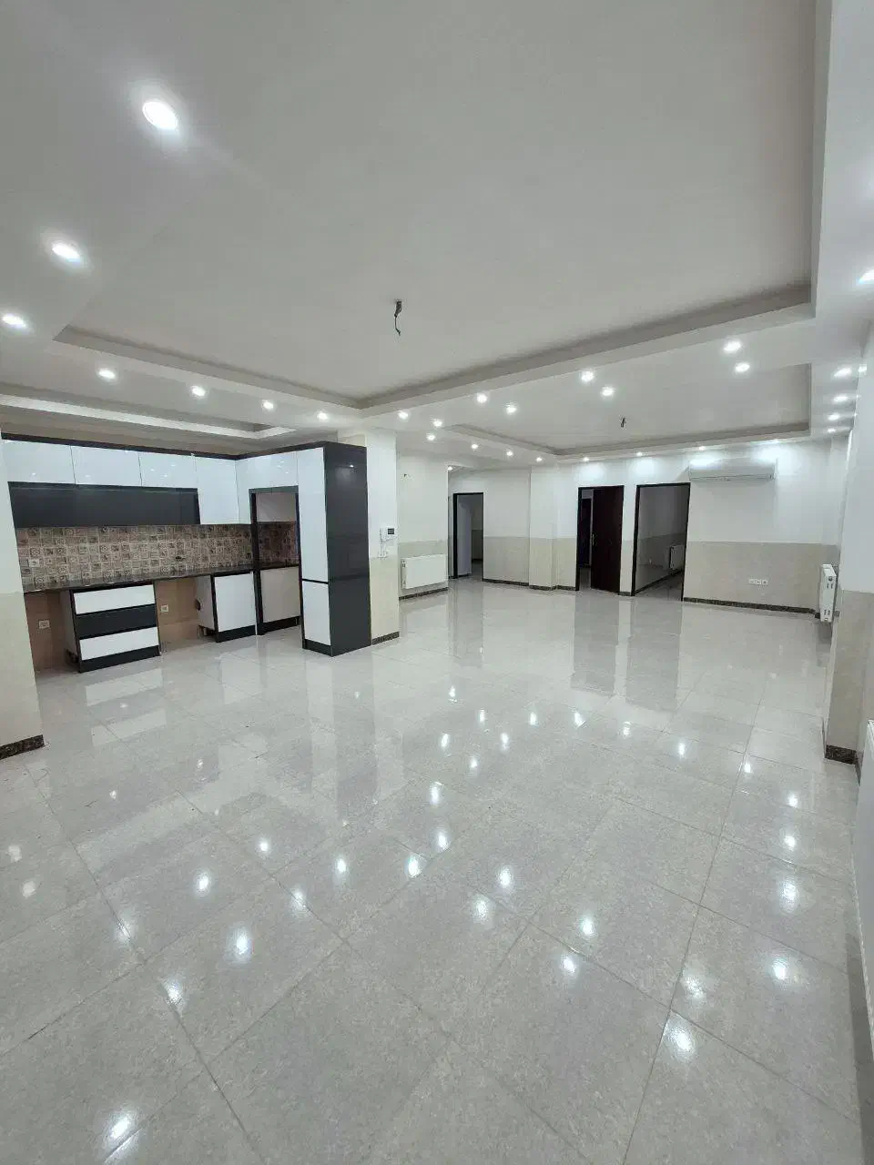 آپارتمان ۱۴۰ متر کلیدنخورده محمودآباد|فروش آپارتمان|محمودآباد, |دیوار