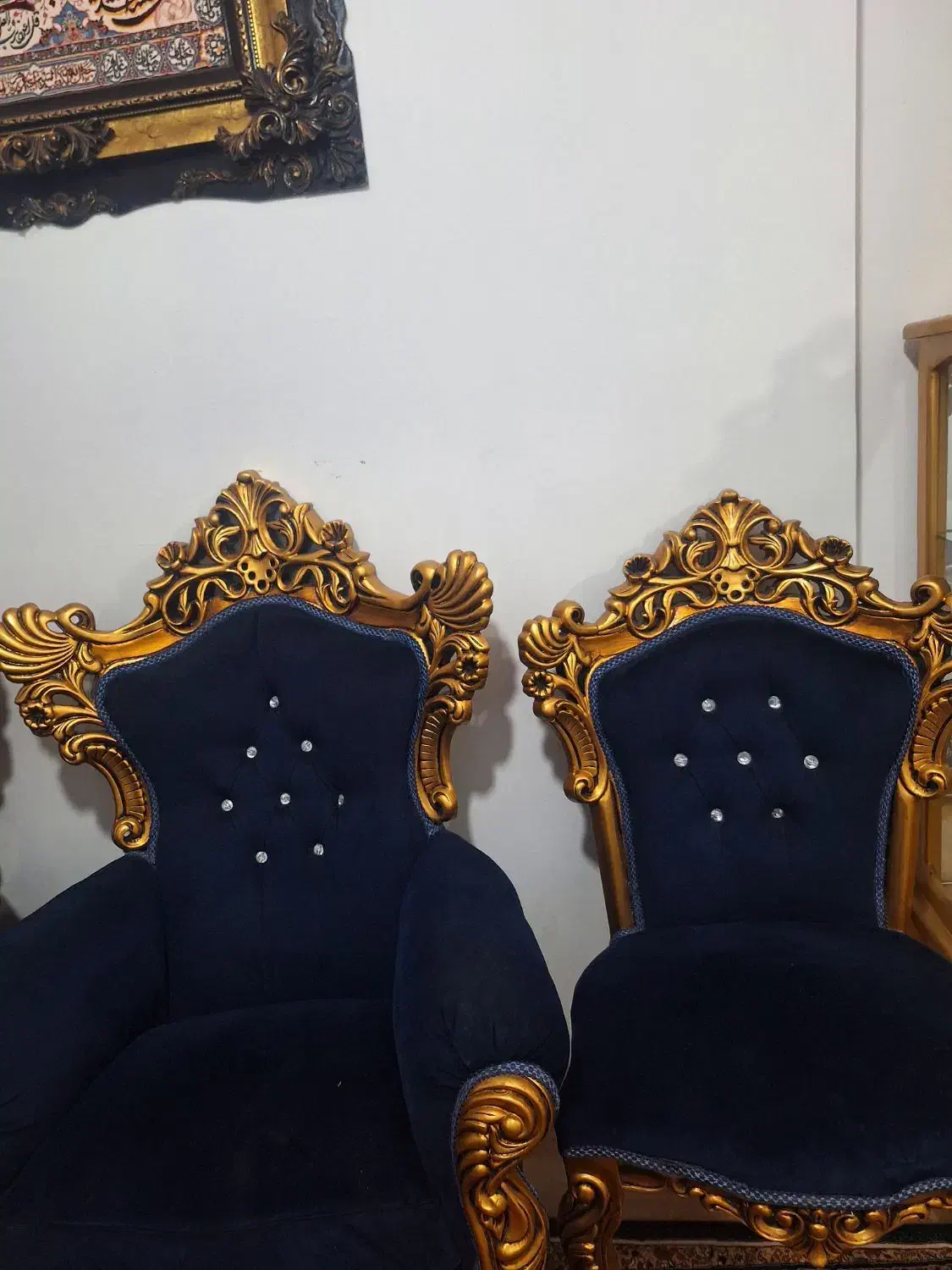 مبل سلطنتی ۹ نفره سالم|مبلمان خانگی و میز عسلی|قم, چهل درخت|دیوار