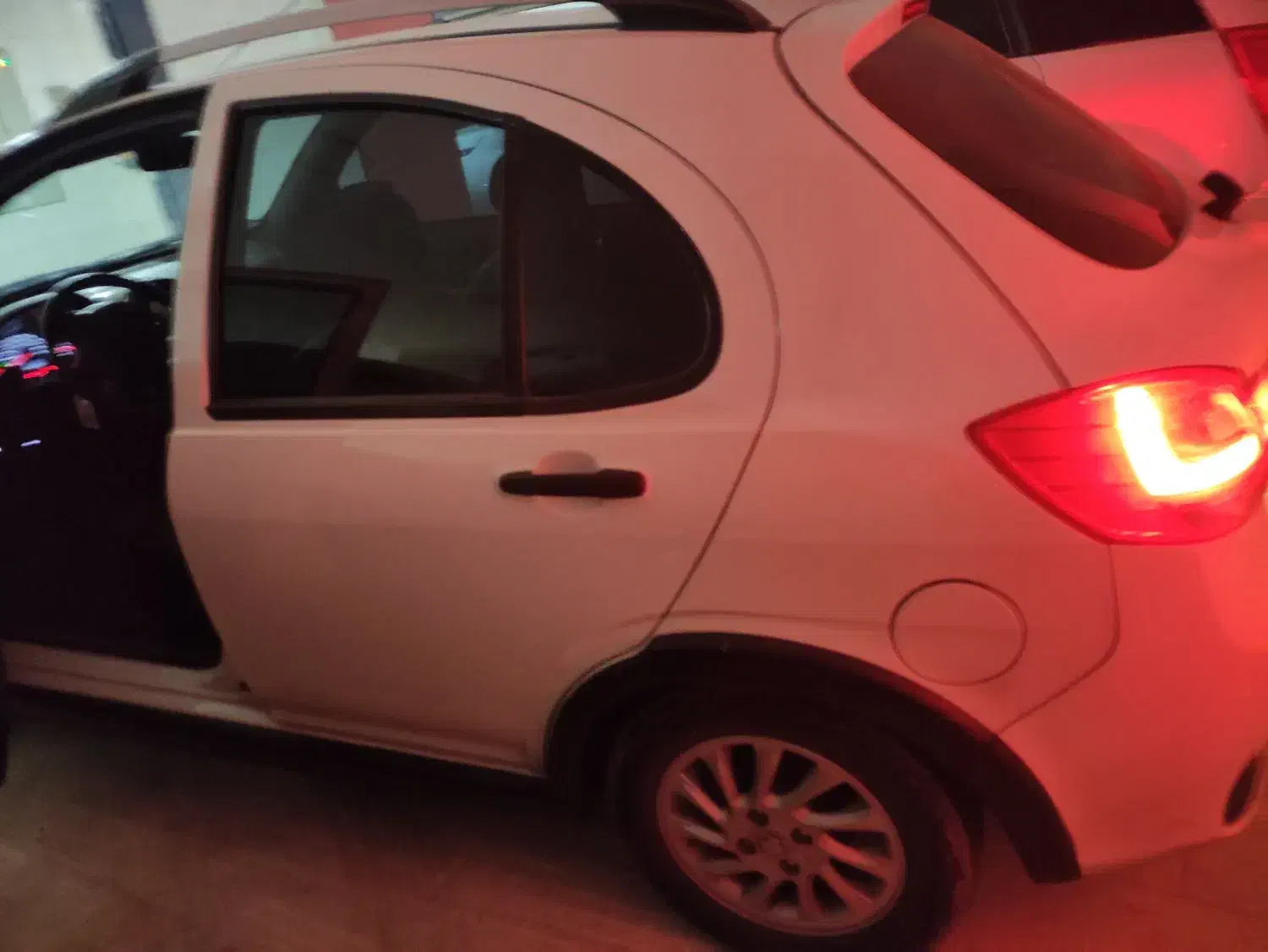 کوییک ۱۴۰۰ بی‌رنگ|خودرو سواری و وانت|پاکدشت, پاکدشت (مامازند)|دیوار