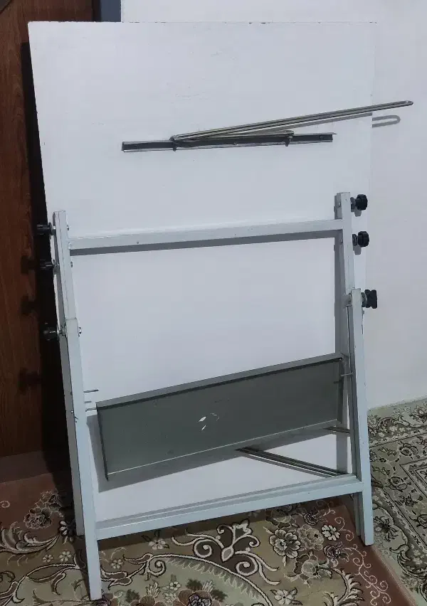 میز نقشه کشی|میز تحریر و کامپیوتر|هشتگرد, شهرک وحدت|دیوار