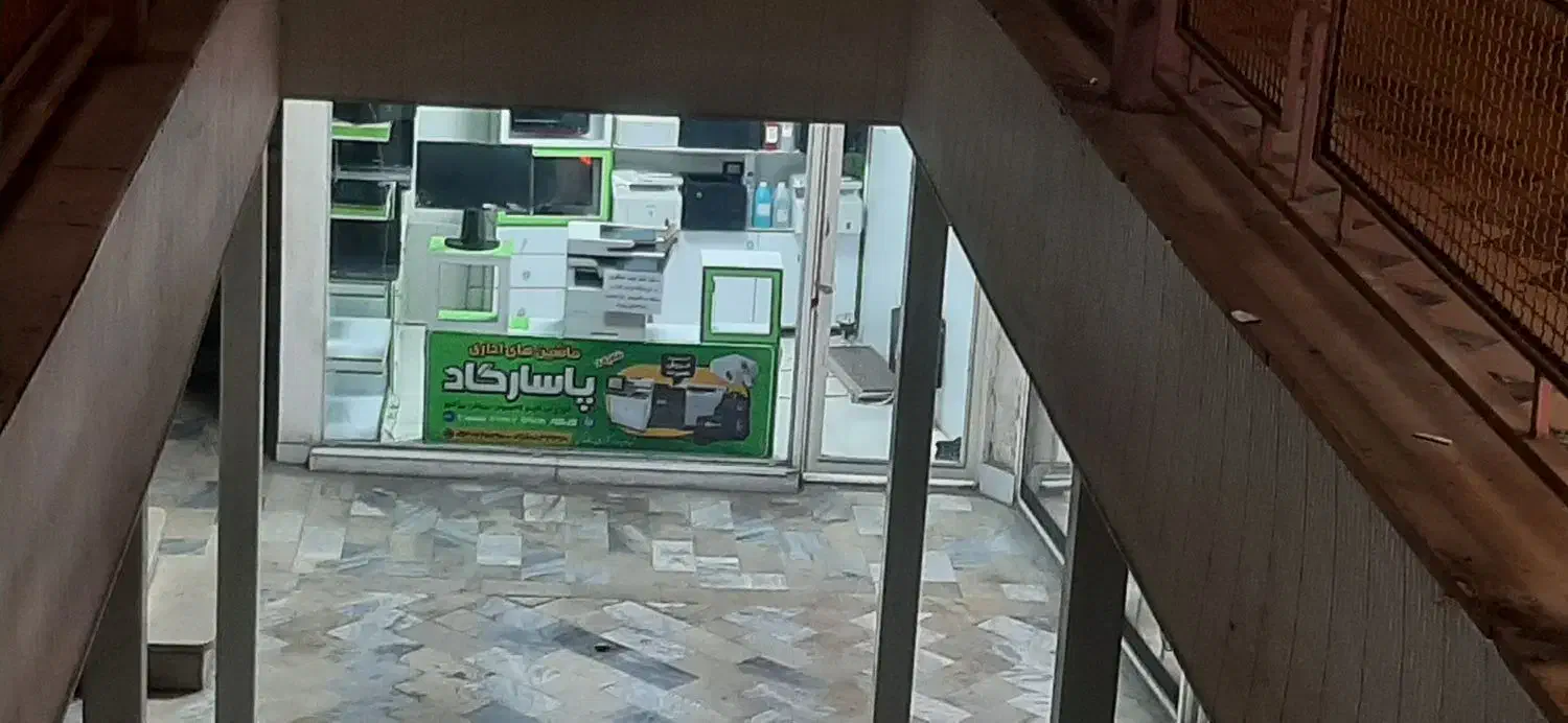 قفسه عالی در حد نو|فروشگاه و مغازه|نهاوند, |دیوار