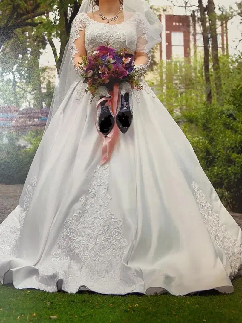 لباس عروس مزون دوز تمام کاردست|لباس|ری, علایین|دیوار