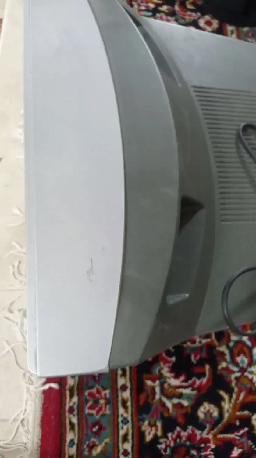 تلویزیون سونیا|تلویزیون و پروژکتور|کاشان, باغچه فیض|دیوار