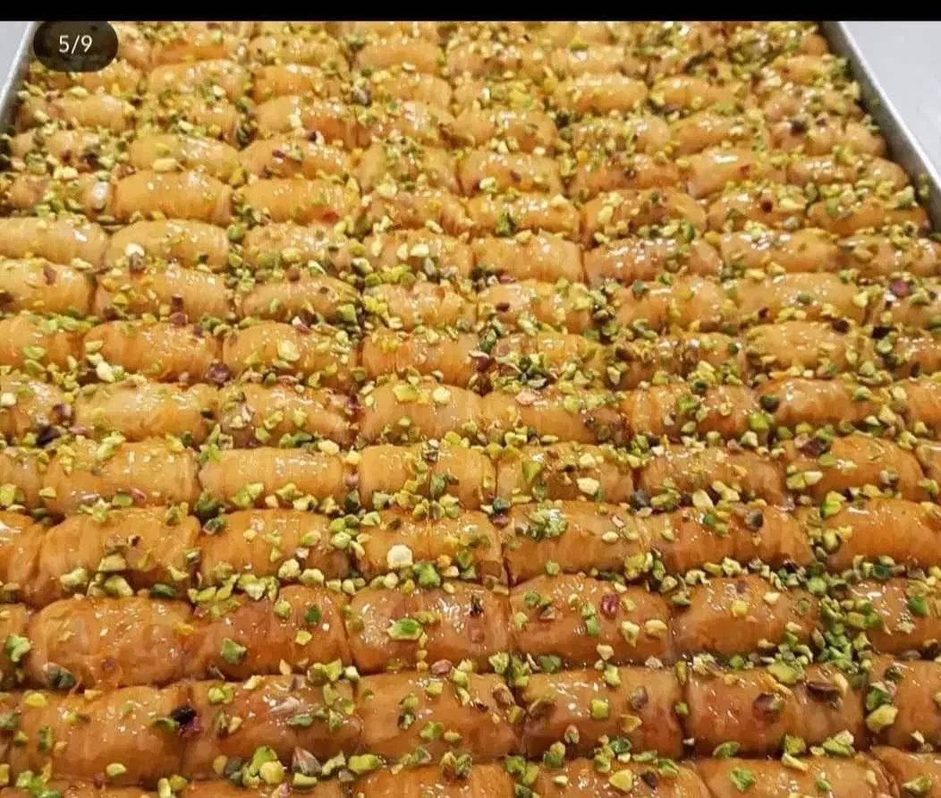 نیازمند وردست قنادی و شاگرد ساده|استخدام خدمات فروشگاه و رستوران|زاهدان, |دیوار