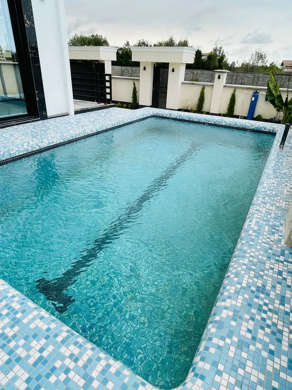 ویلای استخردار مدرن در قلب شهر چاف سند تک برگ|فروش خانه و ویلا|چاف و چمخاله, |دیوار