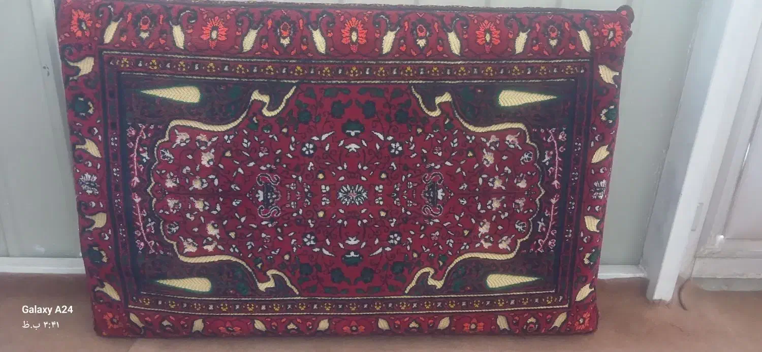 پشتی اعلا|پشتی|تبریز, |دیوار