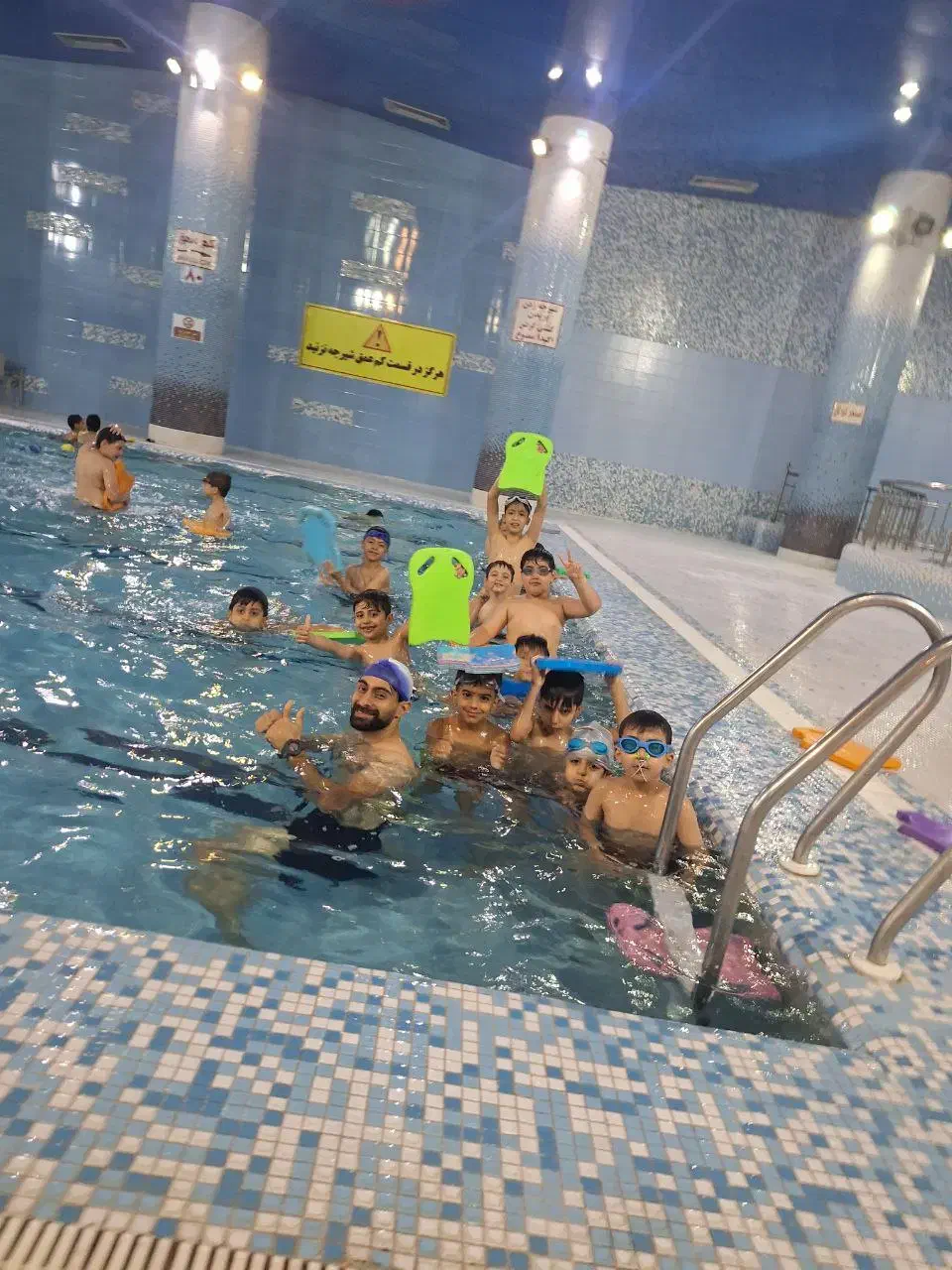 مربی شنا و نجات غریق اموزش تمام سطوح|خدمات آموزشی|مشهد, جنت|دیوار
