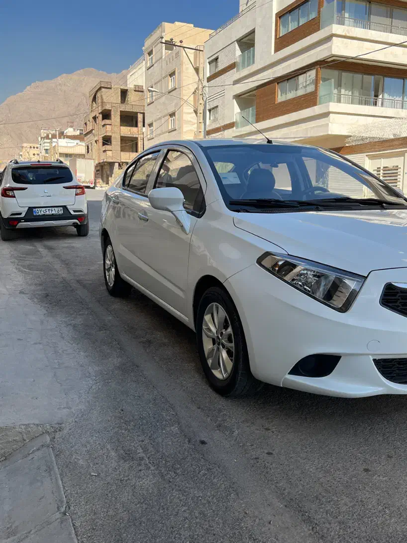 برلیانس H230 مدل ۱۳۹۷|خودرو سواری و وانت|خمینیشهر, |دیوار