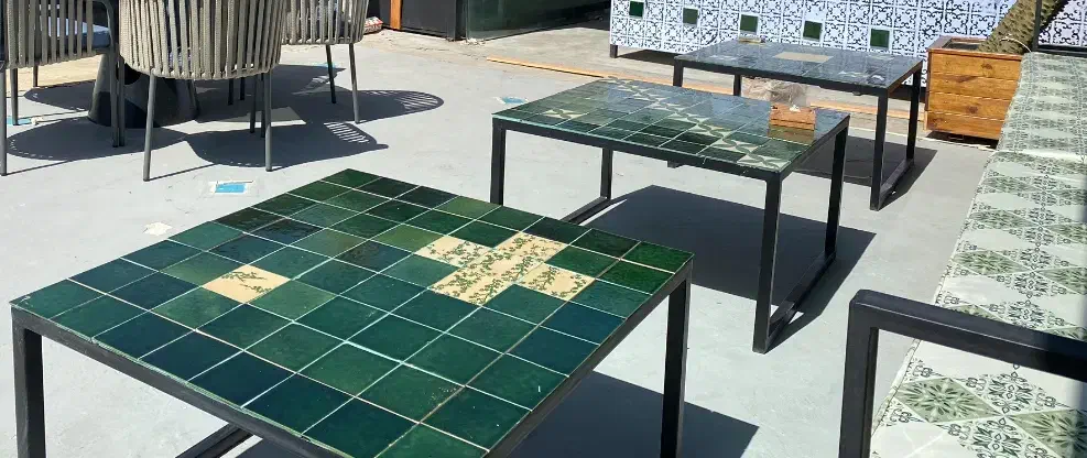 میز و نیمکت مناسب کافه رستوران و باغ|کافیشاپ و رستوران|اصفهان, نقش جهان|دیوار