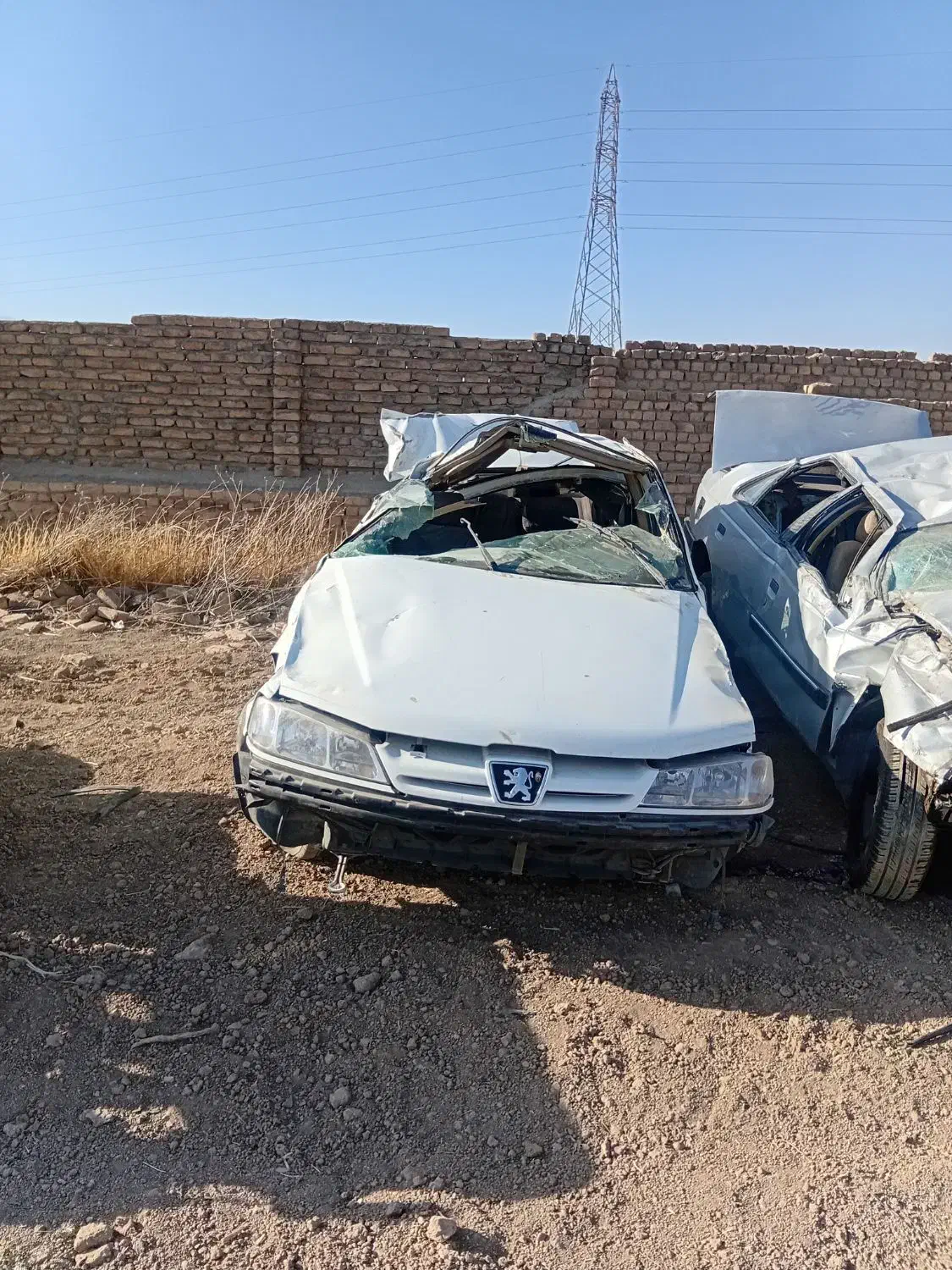 پژو پارس مدل ۹۴|خودرو سواری و وانت|بروجرد, |دیوار