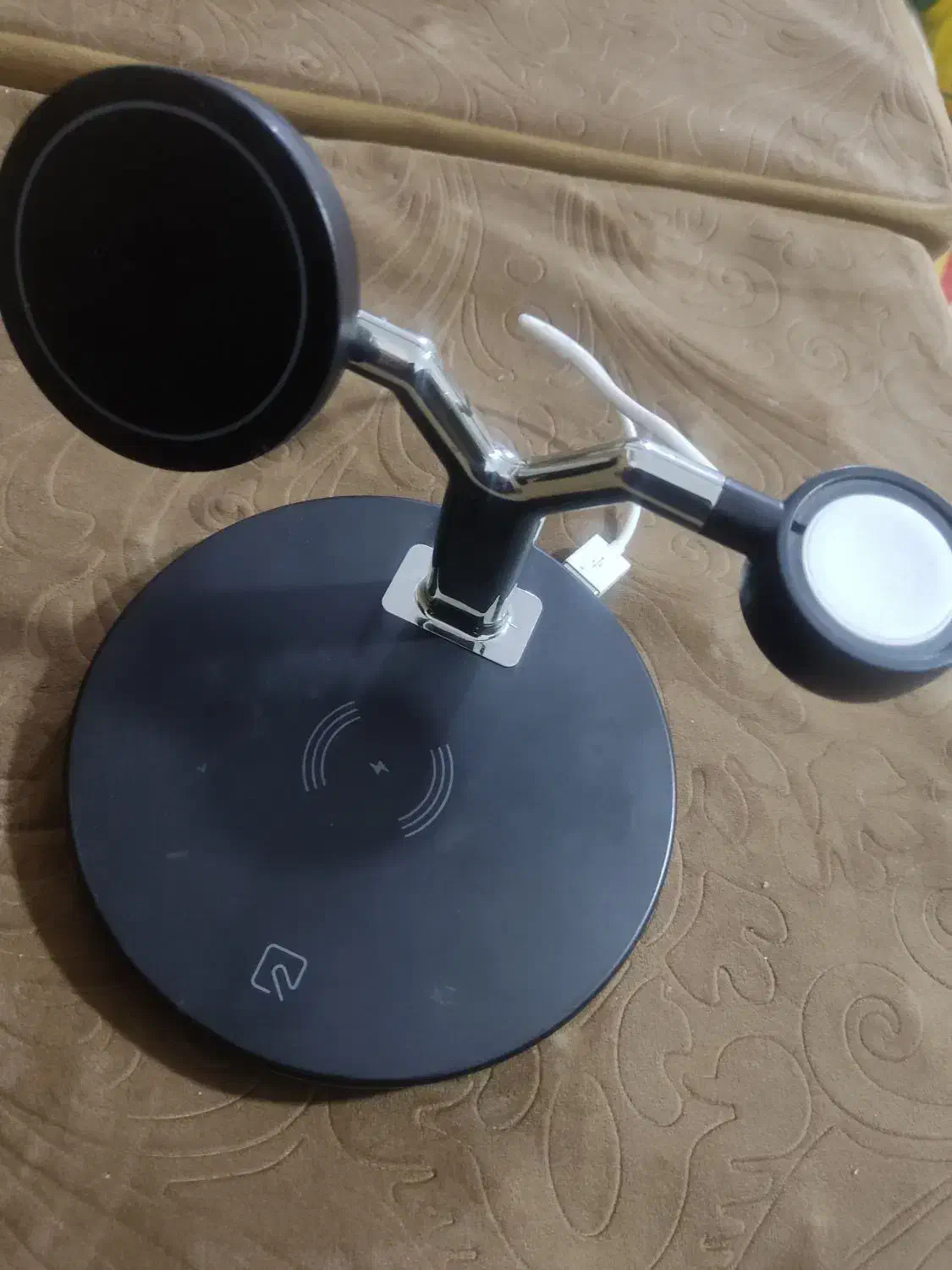 داک شآرژر بی سیم مدل J97|لوازم جانبی موبایل و تبلت|اصفهان, بهارستان|دیوار