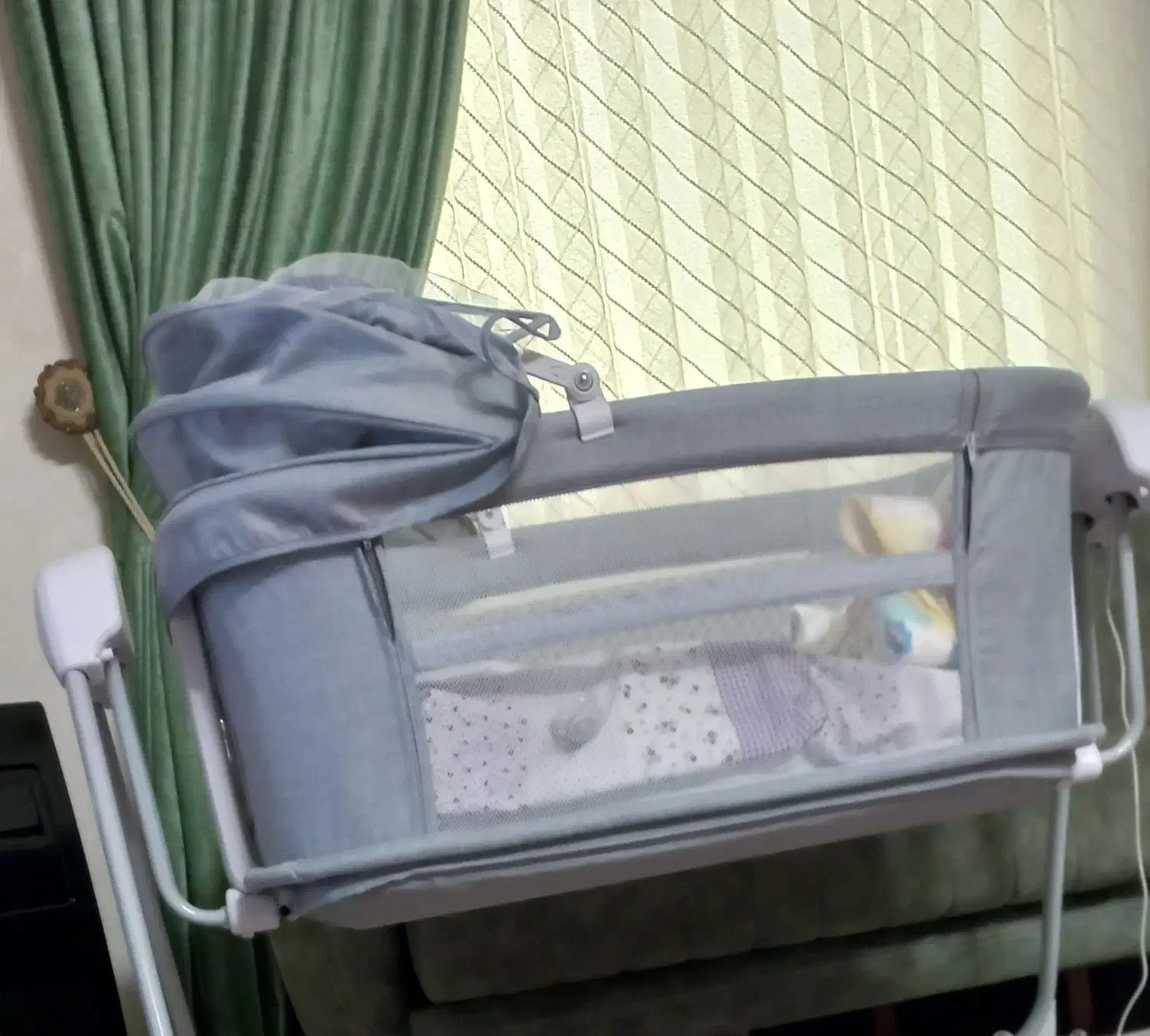 فروش تخت کنار مادر ماستلا گهواره برقی|تخت و صندلی بچه|رشت, شالکو|دیوار