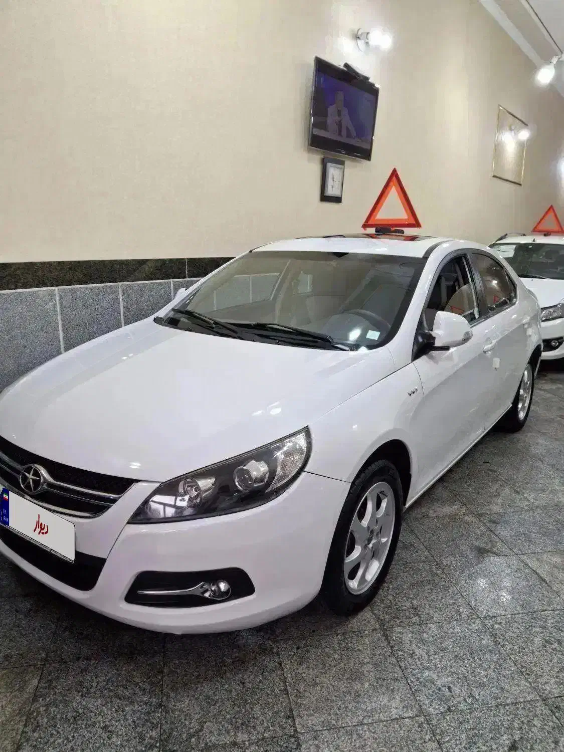 جک j5 مدل ۹۳ بدون رنگ خشک|خودرو سواری و وانت|تبریز, |دیوار