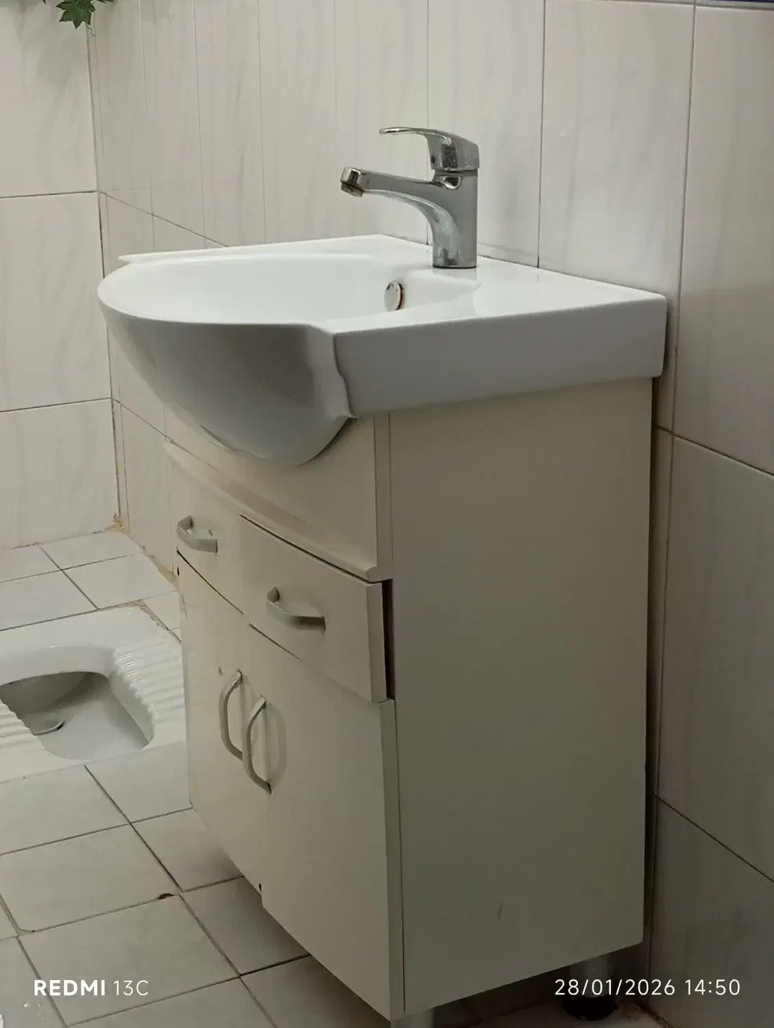 روشویی|لوازم سرویس بهداشتی|بندر انزلی, آذربایجان|دیوار