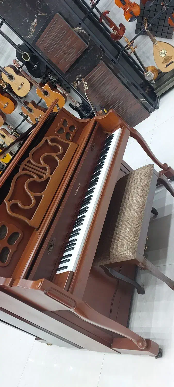 پیانو آکوستیک به قیمت پیانو دیجیتال|پیانو، کیبورد، آکاردئون|گنبد کاووس, |دیوار